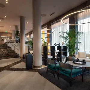 4* מלון Crowne Plaza By Ihg